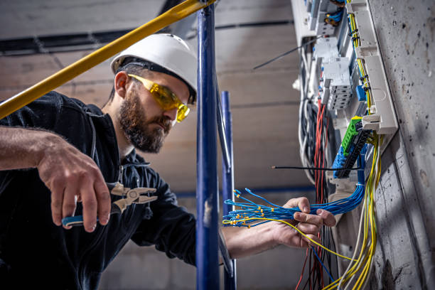 Best Emergency Electrical Repair  in Hampstead, NC